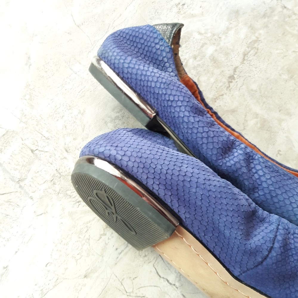 Sam Edelman Hampton Snake Embossed Flats - Picture 3 of 5